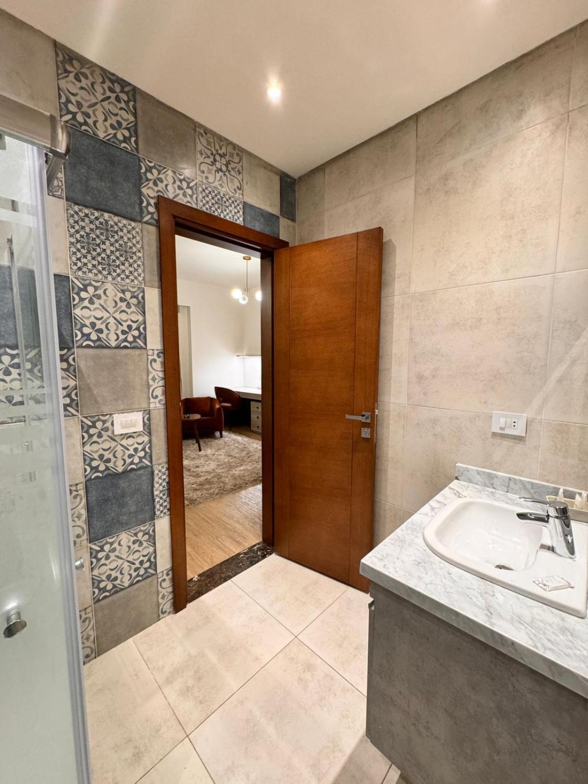 White Palace Boutique Cairo